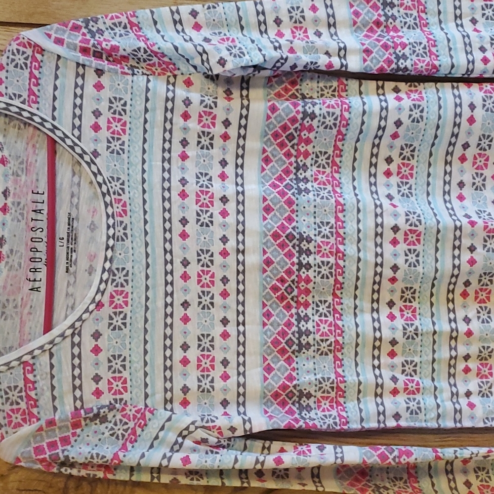 Aeropostale long sleeved top
